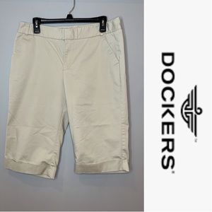 🔴EUC Women's Dockers "Ideal Fit" Bermuda shorts size 14
